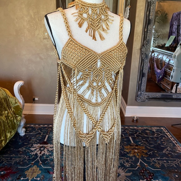 Handmade Macrame Rope Sleek Gold Dress Festival - Picture 8 of 9